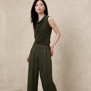 Banana Republic Factory Tencel Pleated Pant - Women's Size 4 - Steel Green